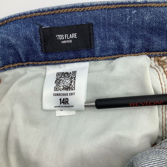 Express Womens 70s Flare Mid Rise Distressed Jeans Blue Size‎ 14R NWT - Picture 10 of 11